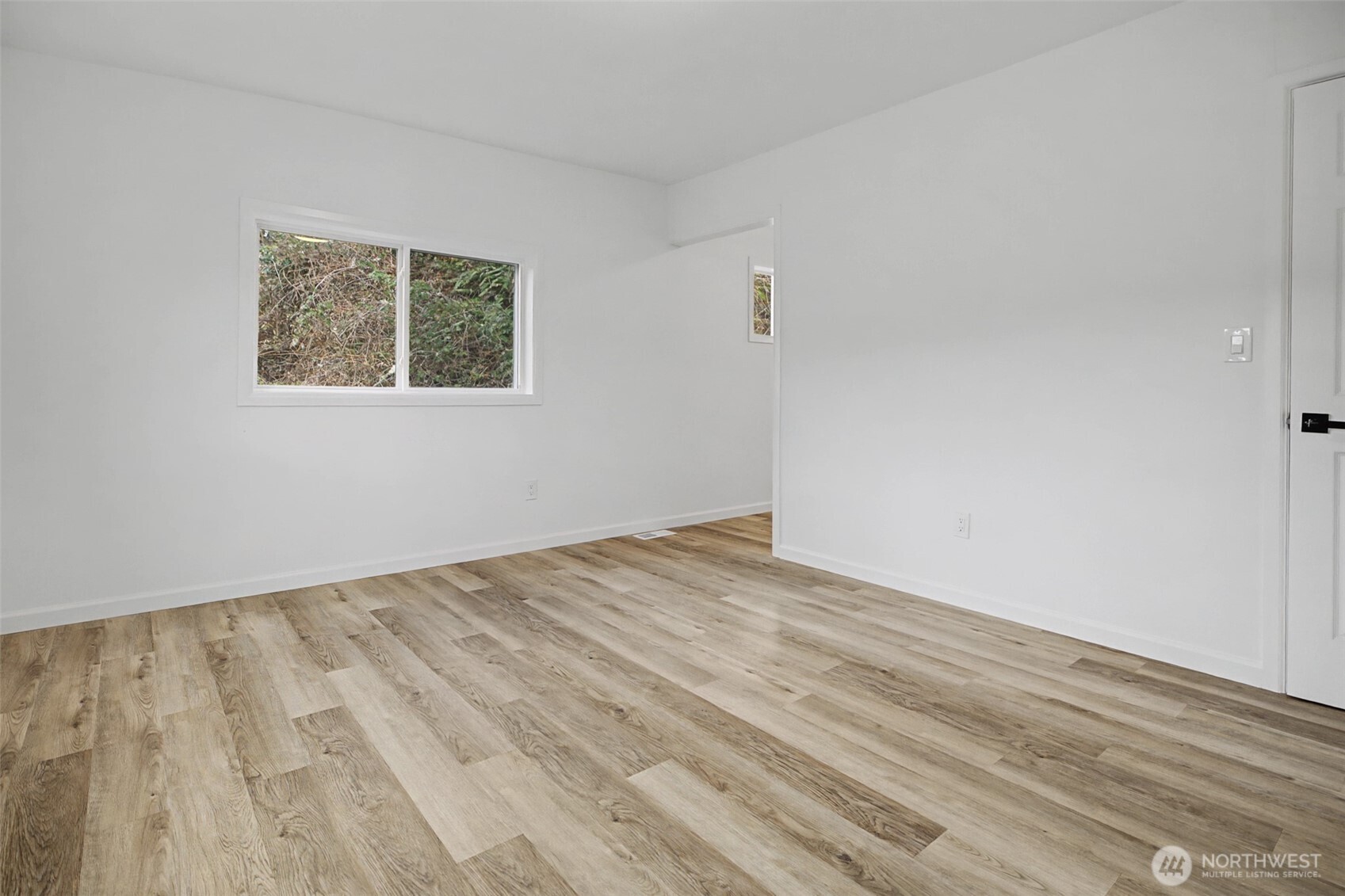 9406 Glencove Road NW, Gig Harbor, WA 98329