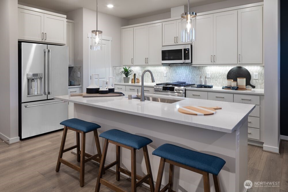 13205 NE 127th Way #C, Kirkland, WA 98034