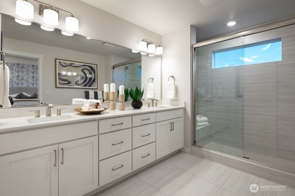 13205 NE 127th Way #C, Kirkland, WA 98034