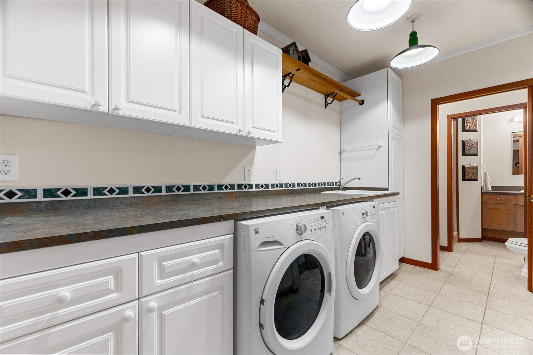 2347 48th Avenue SW #B, Tumwater, WA 98512