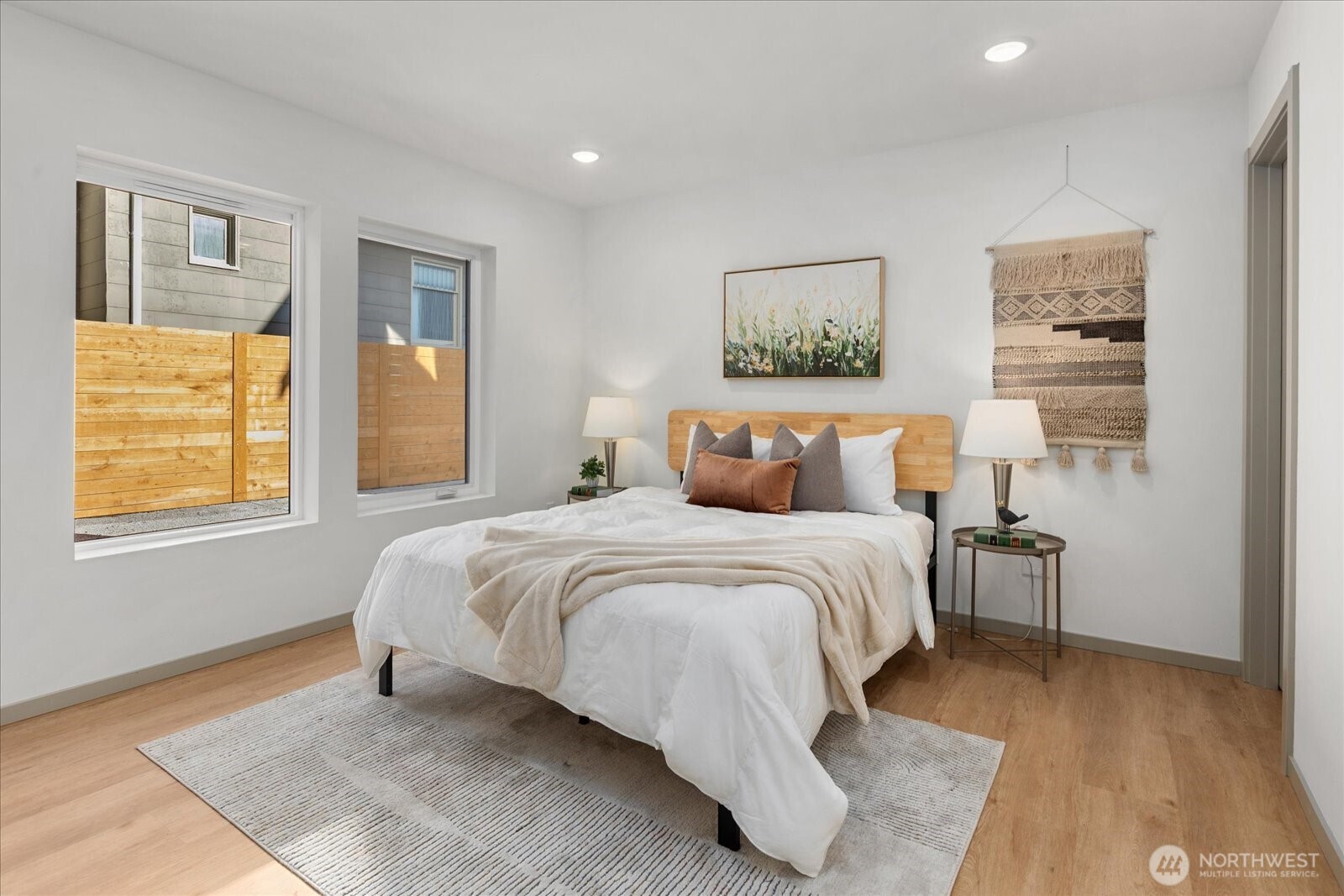 4104 49th Avenue SW #B, Seattle, WA 98116