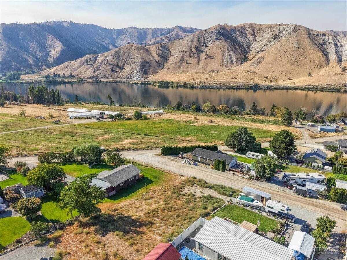 204 Willow View Drive , Orondo, WA 98843