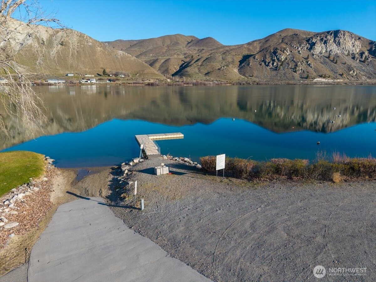 204 Willow View Drive , Orondo, WA 98843