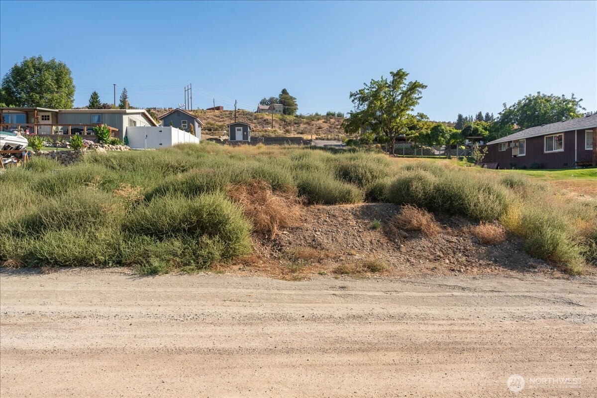 204 Willow View Drive , Orondo, WA 98843