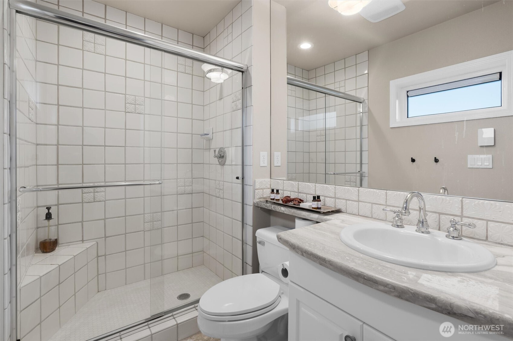 1005 Harbor Avenue SW #400, Seattle, WA 98116