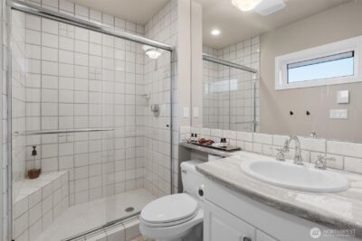 1005 Harbor Avenue SW #400, Seattle, WA 98116 - Photo 18