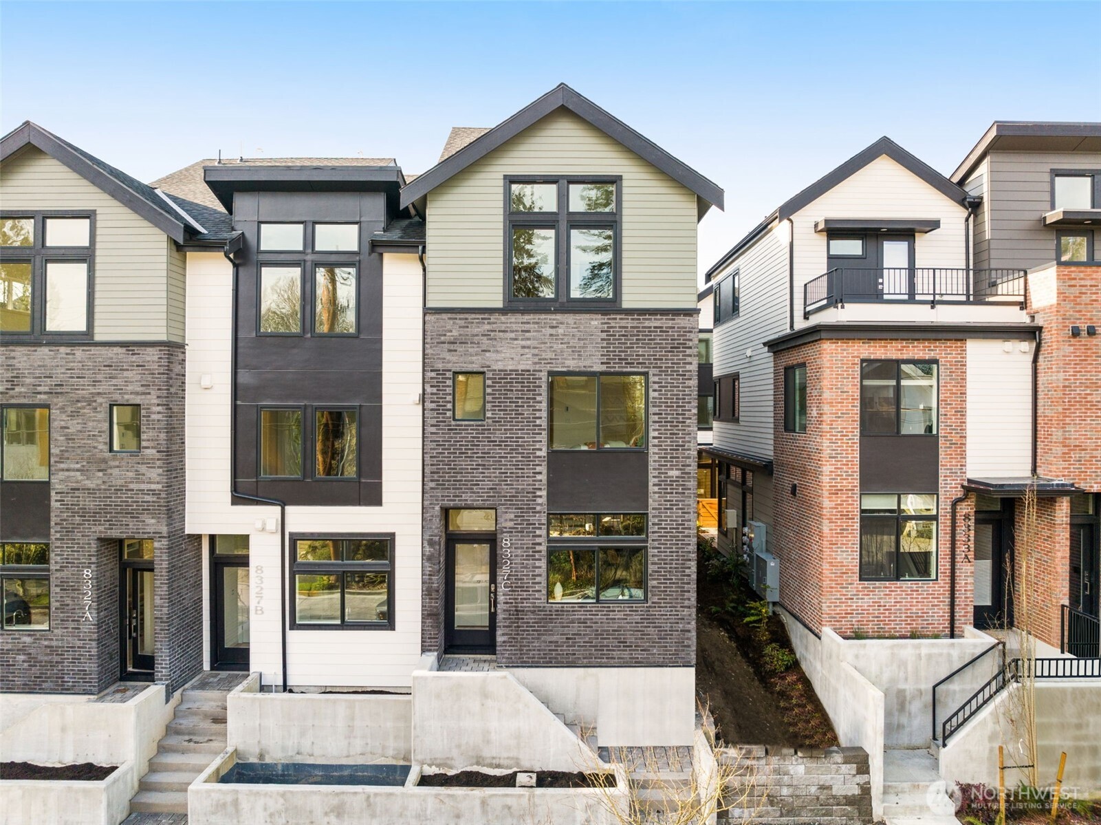 8327 C 12th Avenue NW, Seattle, WA 98117