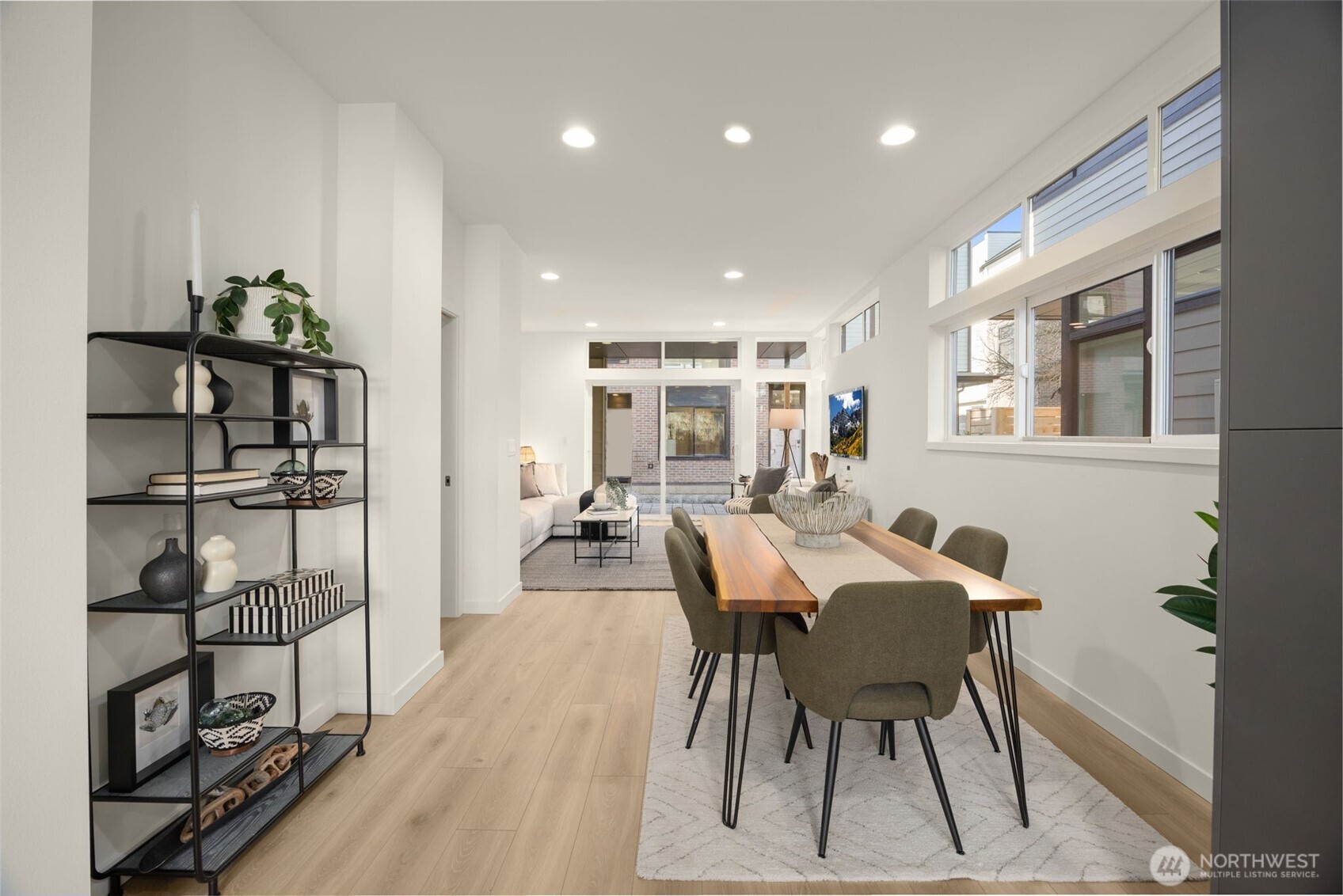 8327 C 12th Avenue NW, Seattle, WA 98117