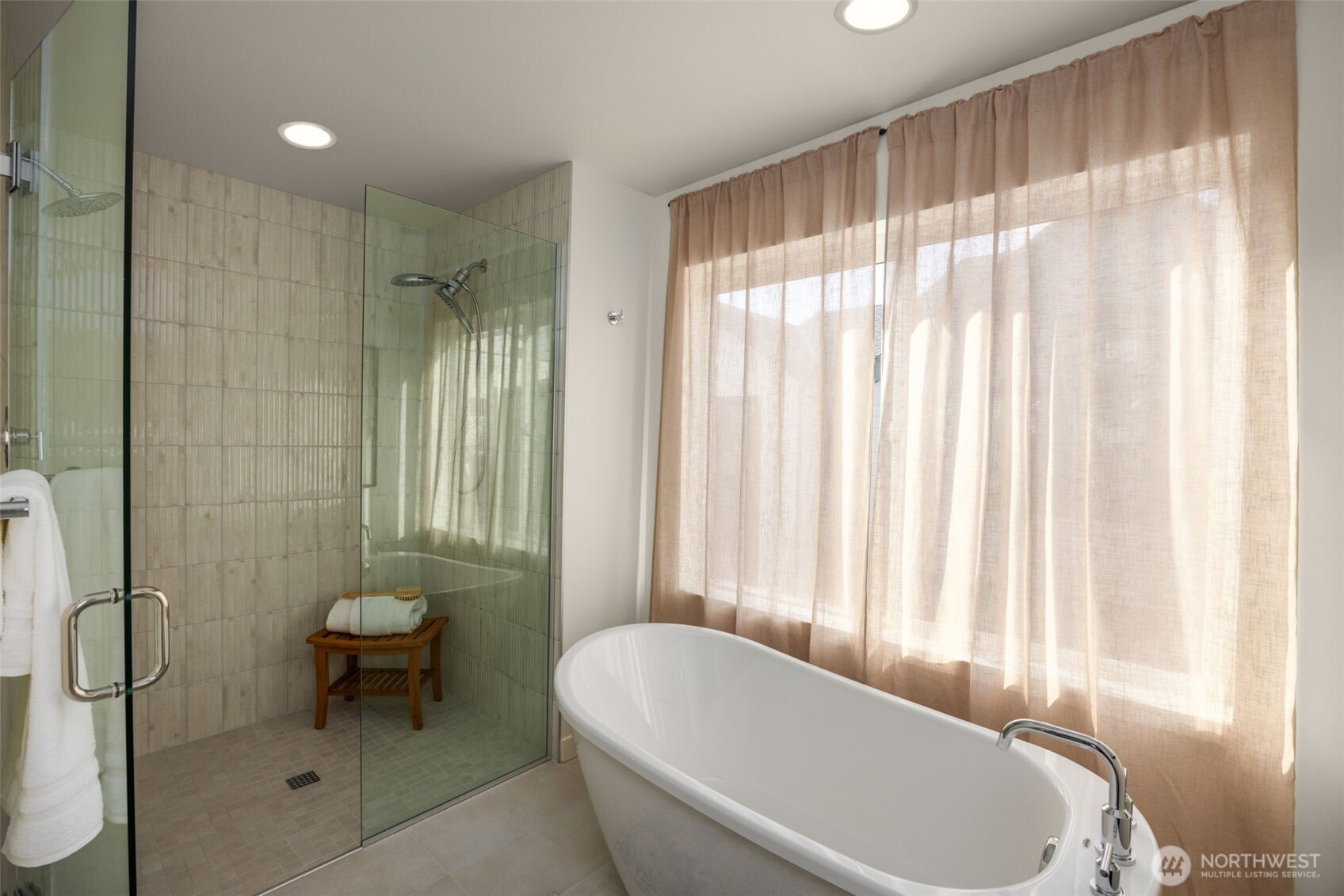 8327 C 12th Avenue NW, Seattle, WA 98117