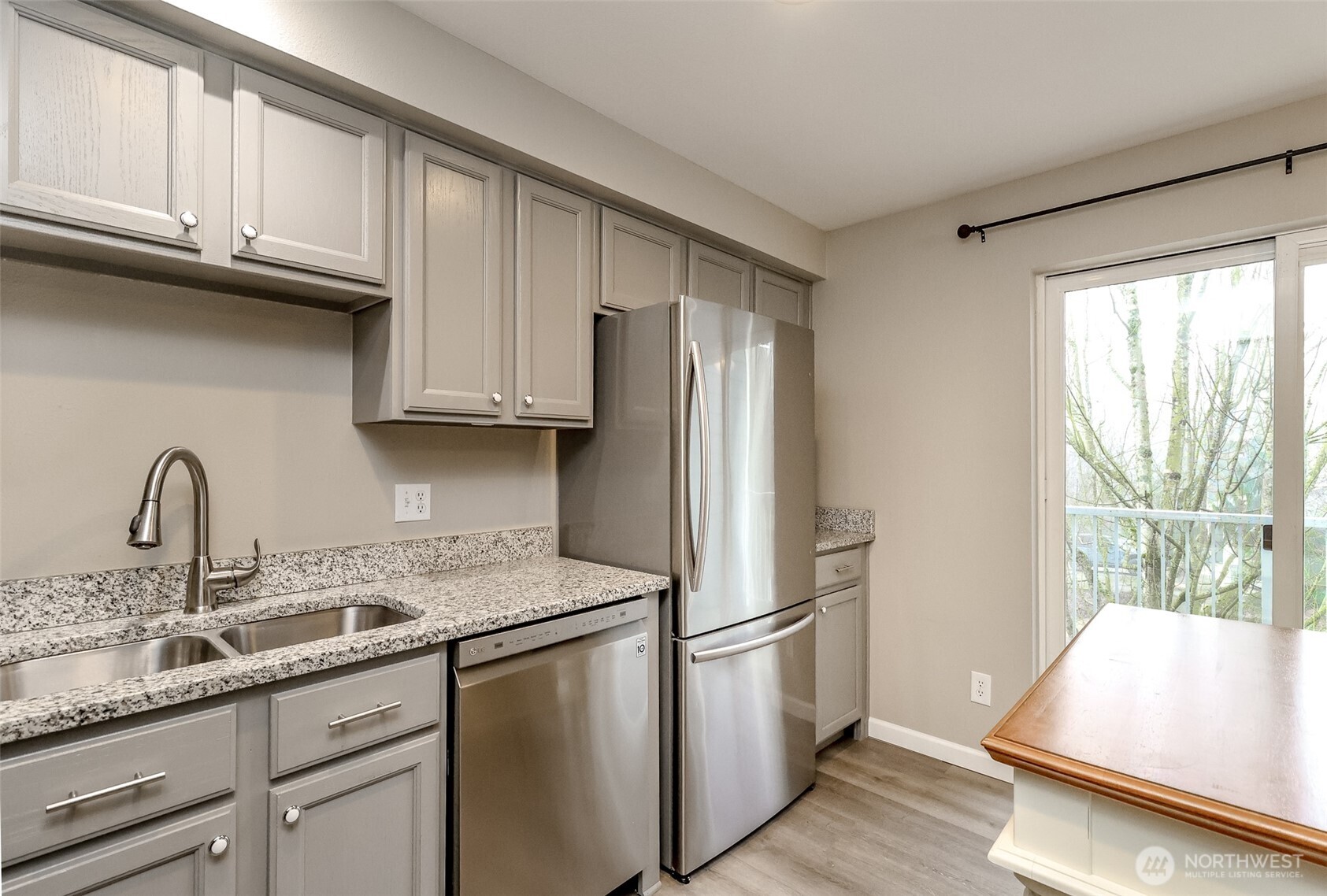 3939 10th Street SE #G3, Puyallup, WA 98374