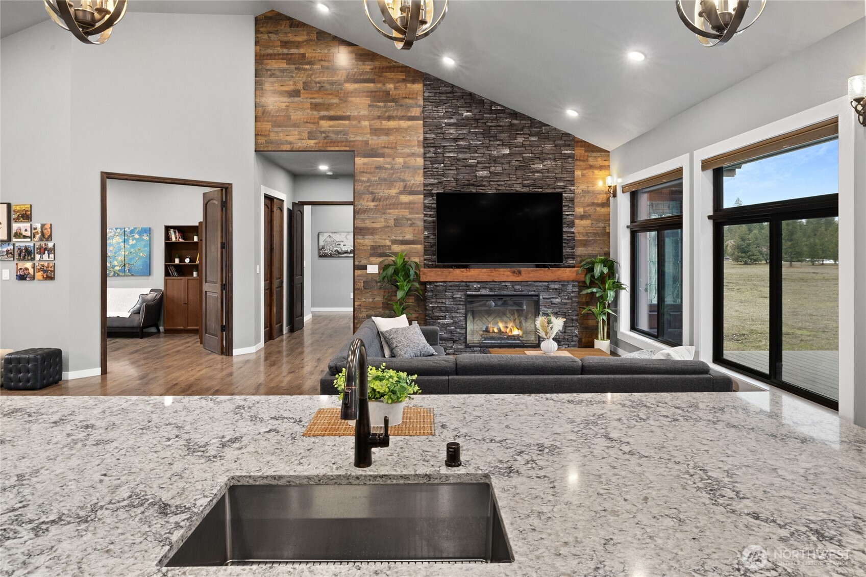 1550 Old Cedars Road , Cle Elum, WA 98922