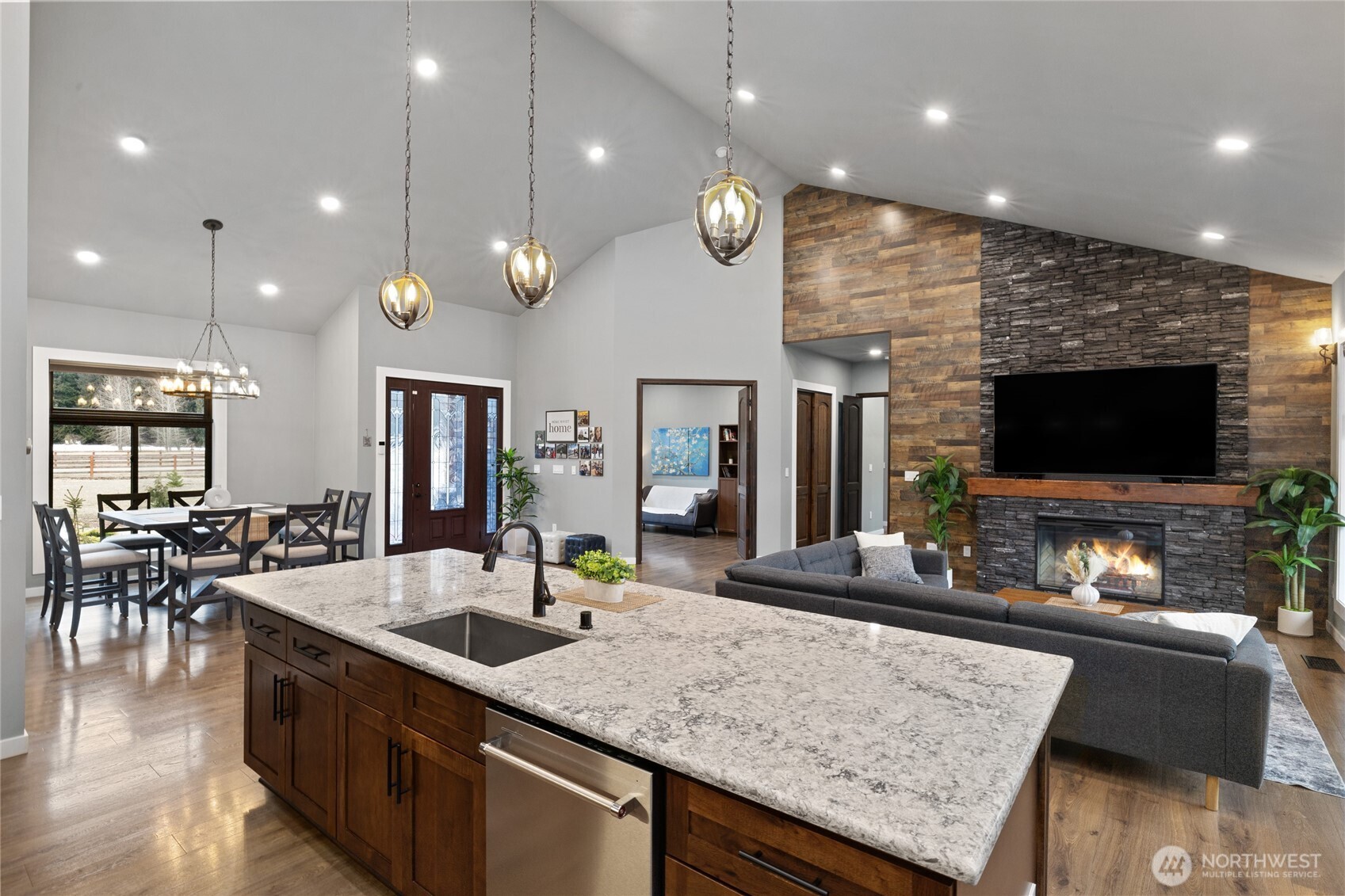 1550 Old Cedars Road , Cle Elum, WA 98922