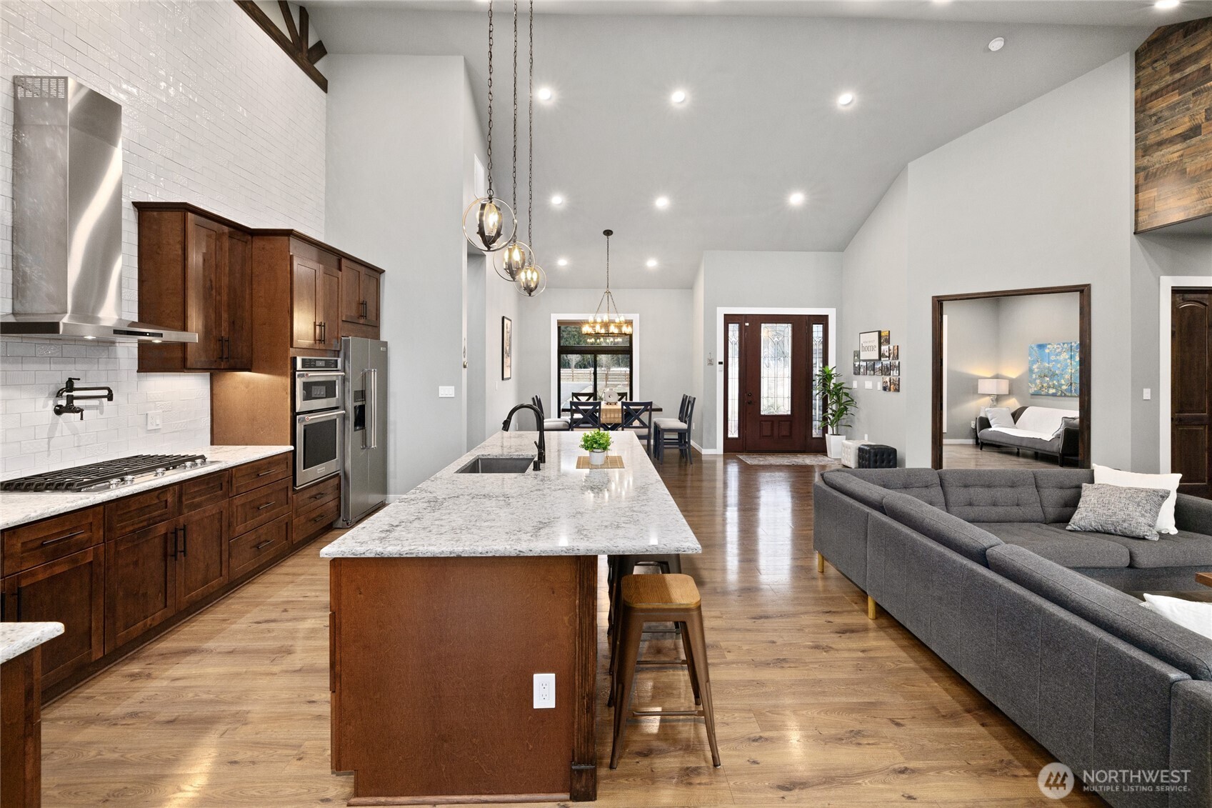 1550 Old Cedars Road , Cle Elum, WA 98922