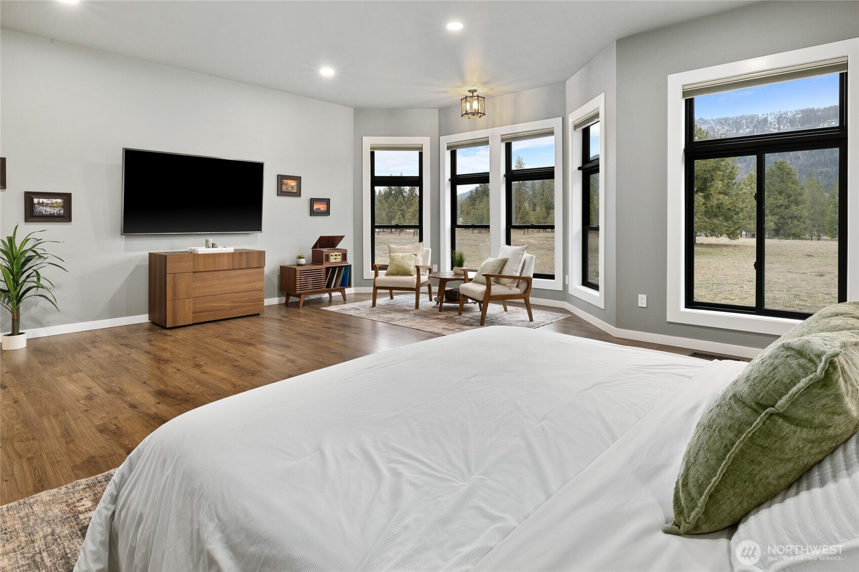 1550 Old Cedars Road , Cle Elum, WA 98922