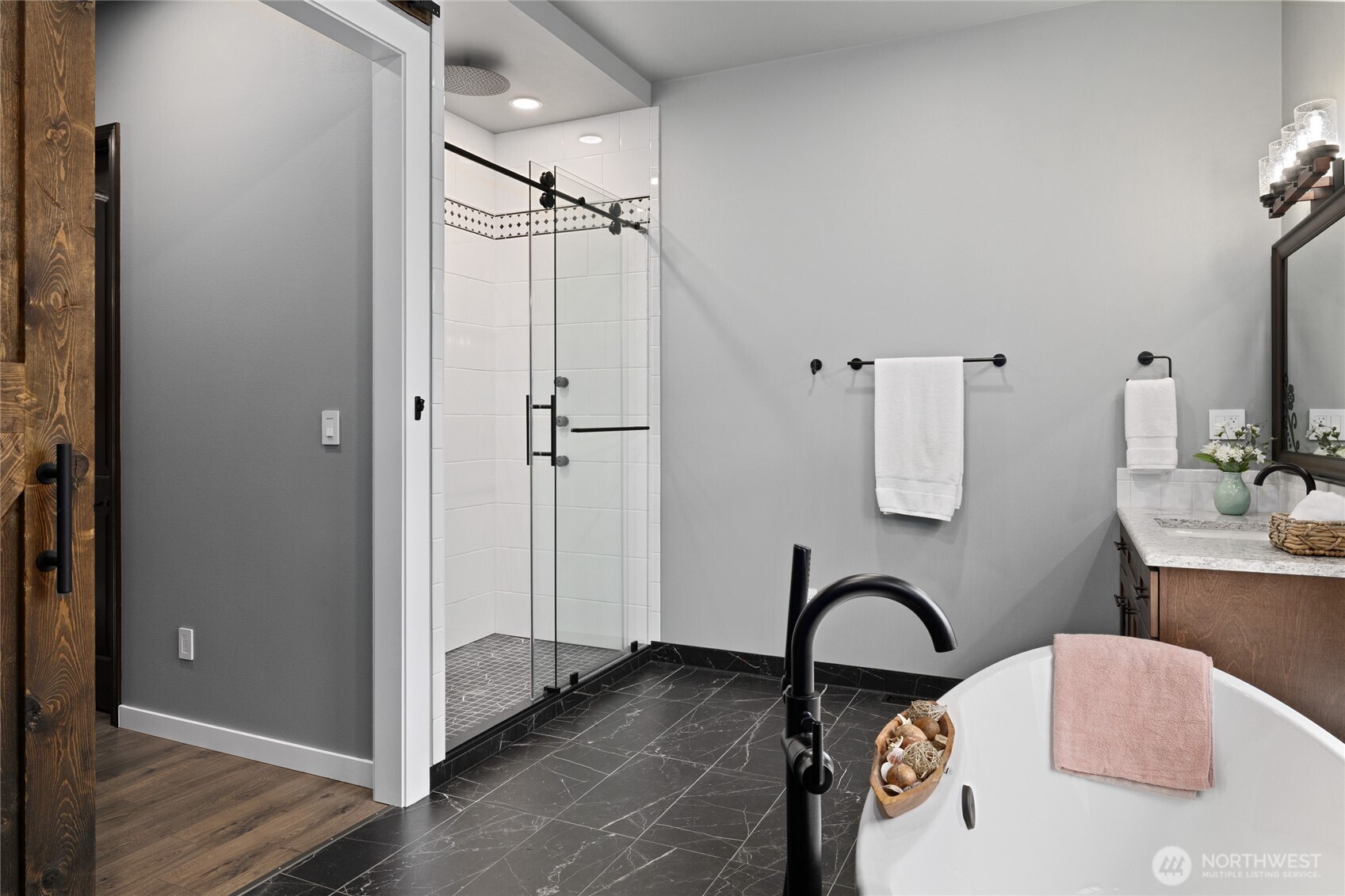 1550 Old Cedars Road , Cle Elum, WA 98922