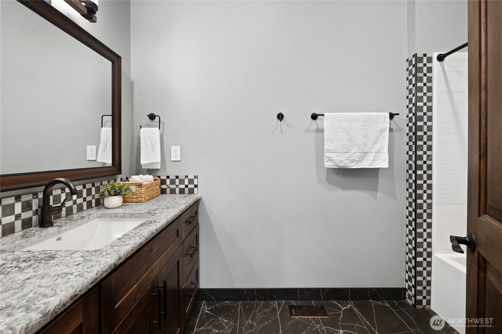 1550 Old Cedars Road , Cle Elum, WA 98922