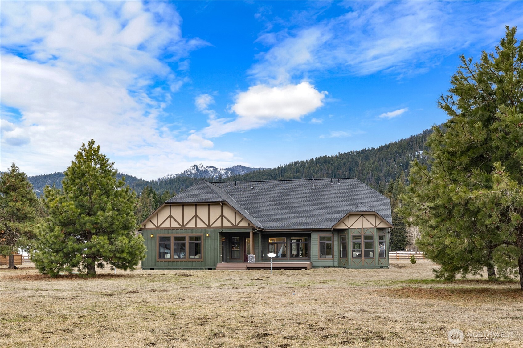 1550 Old Cedars Road , Cle Elum, WA 98922