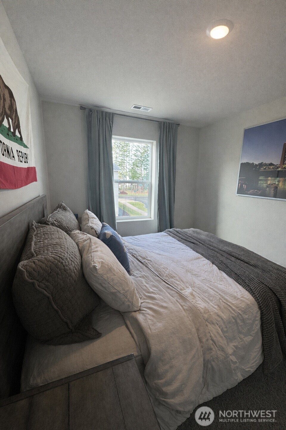 3901 Hyde Loop NE, Olympia, WA 98506