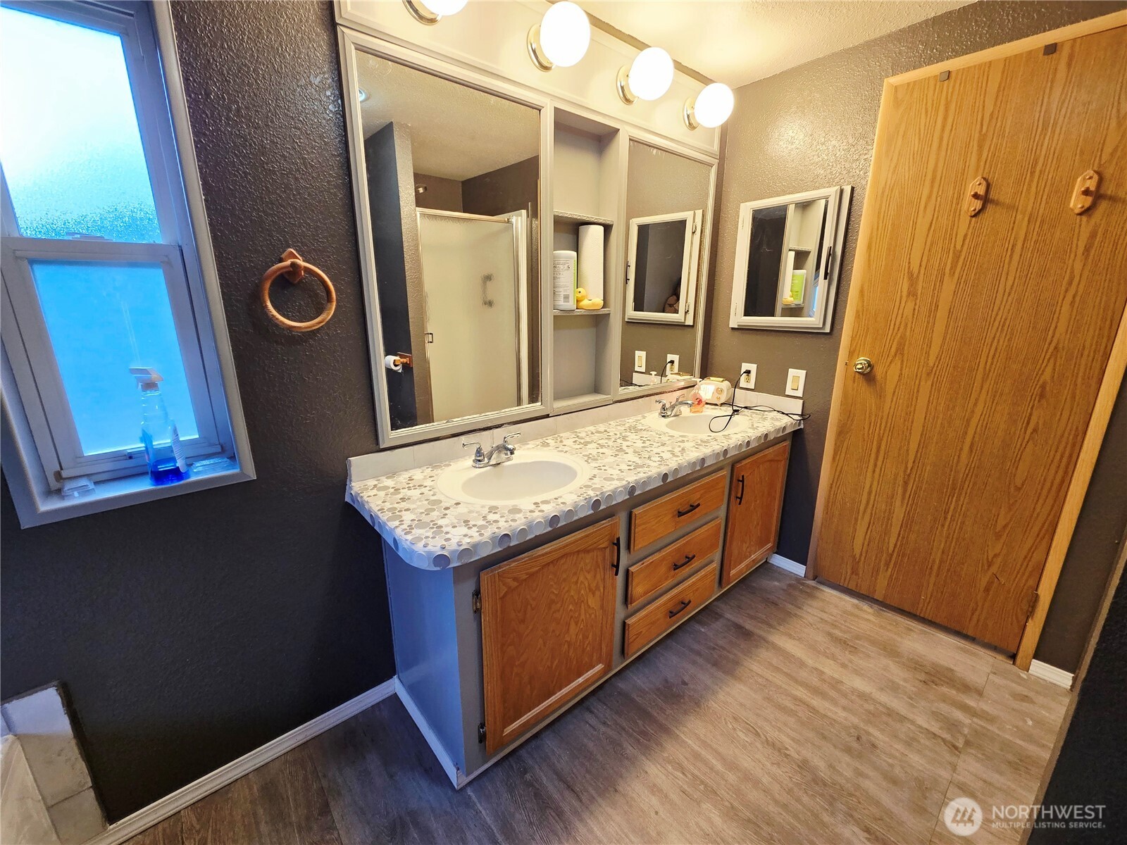 140 SE Fuchsia Avenue , Shelton, WA 98584