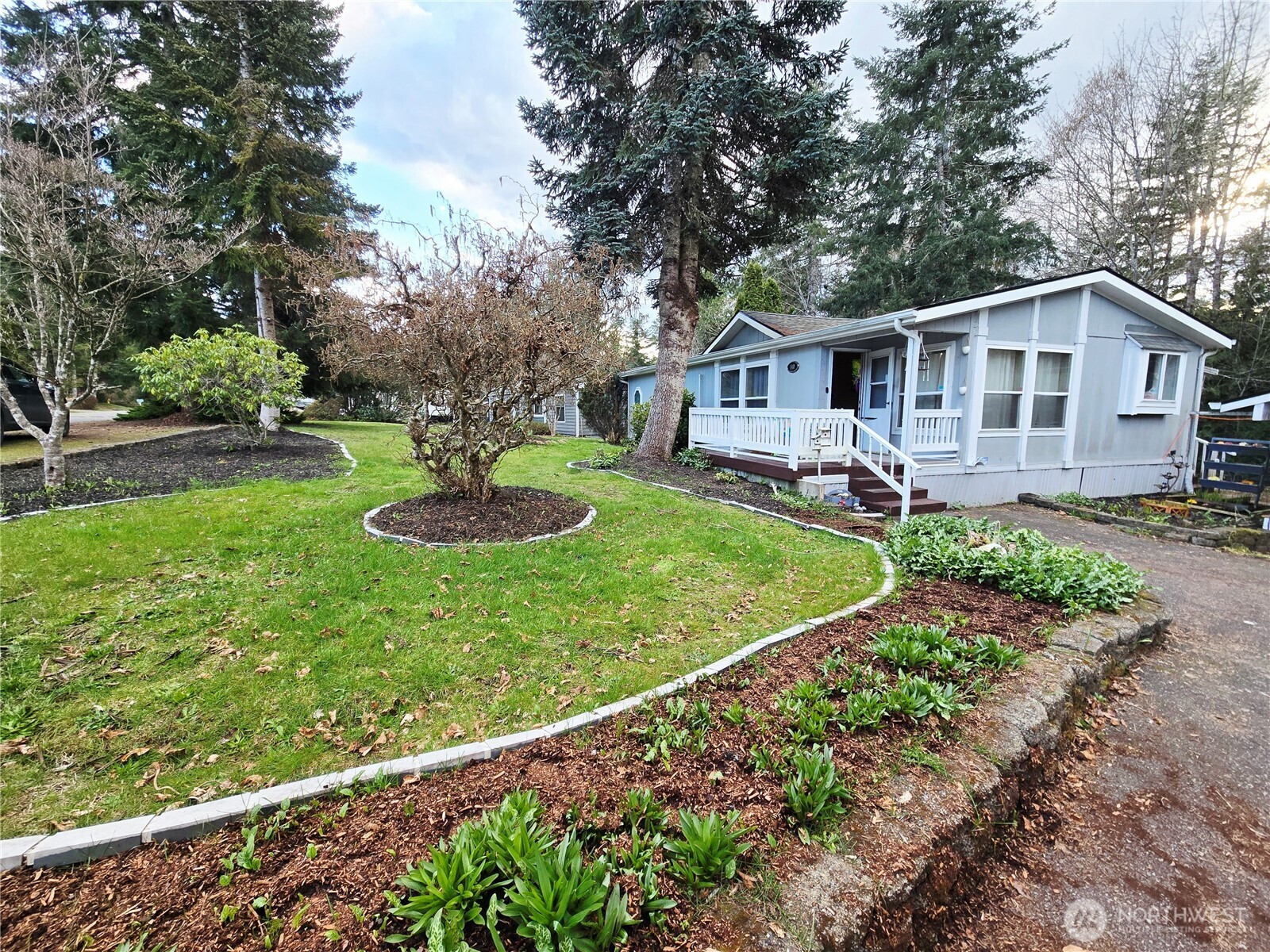 140 SE Fuchsia Avenue , Shelton, WA 98584