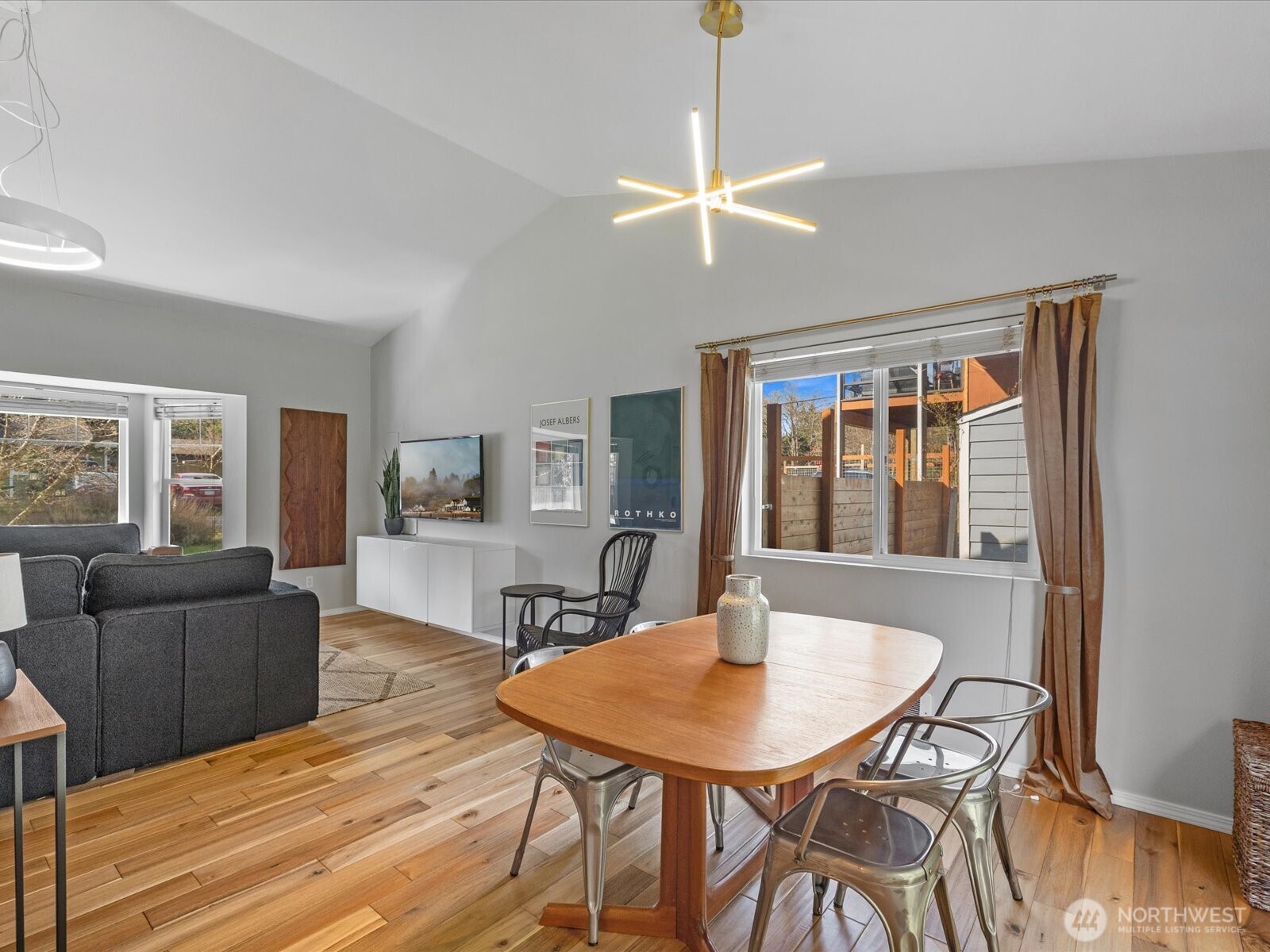 4311 Lunberg Street , Langley, WA 98236