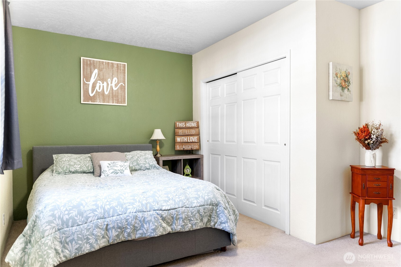 608 Golden Street , Oroville, WA 98844