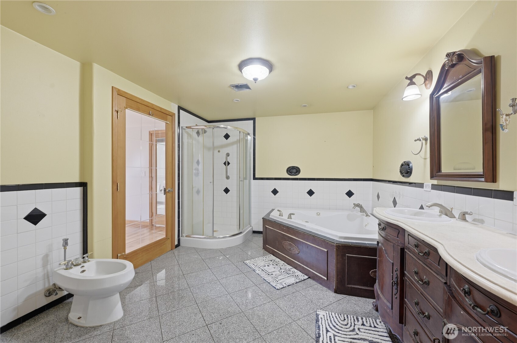 2539 MacKenzie Road , Bellingham, WA 98226