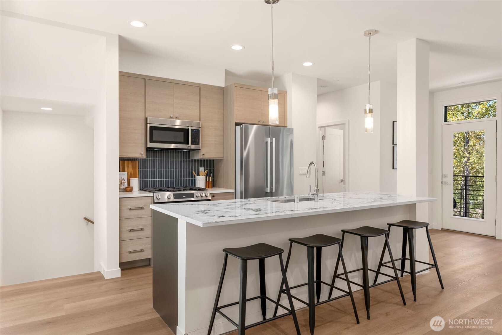 16014 Main View Lane NE, Duvall, WA 98019