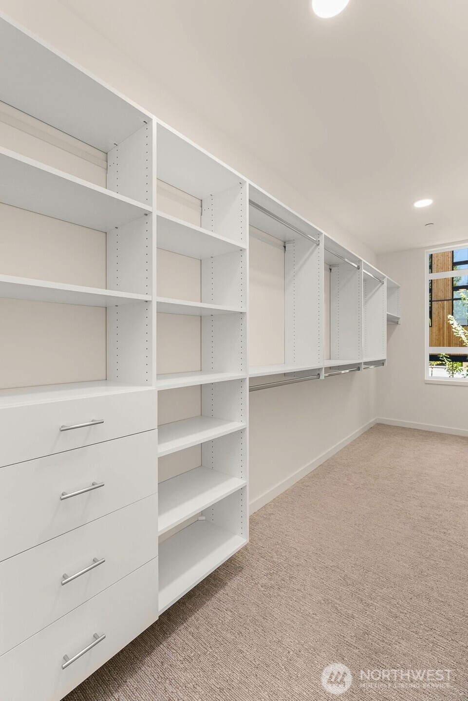 16014 Main View Lane NE, Duvall, WA 98019