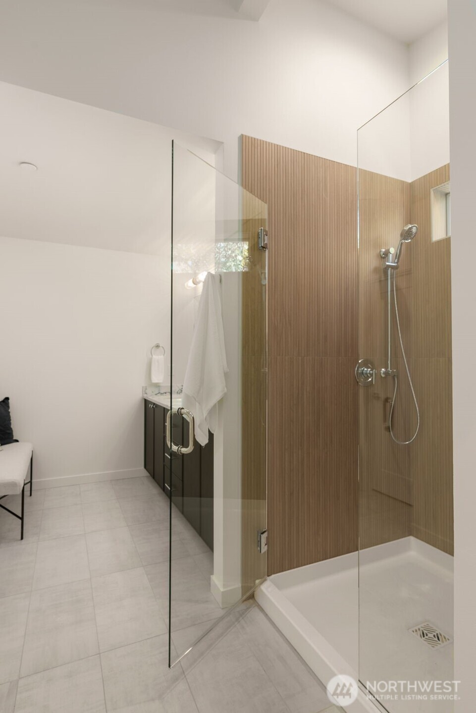 16014 Main View Lane NE, Duvall, WA 98019