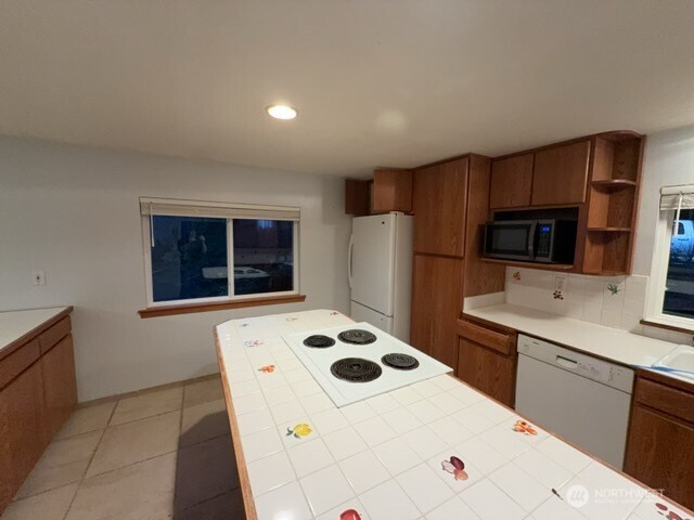 13015 Brownsville Highway NE, Poulsbo, WA 98370-7964