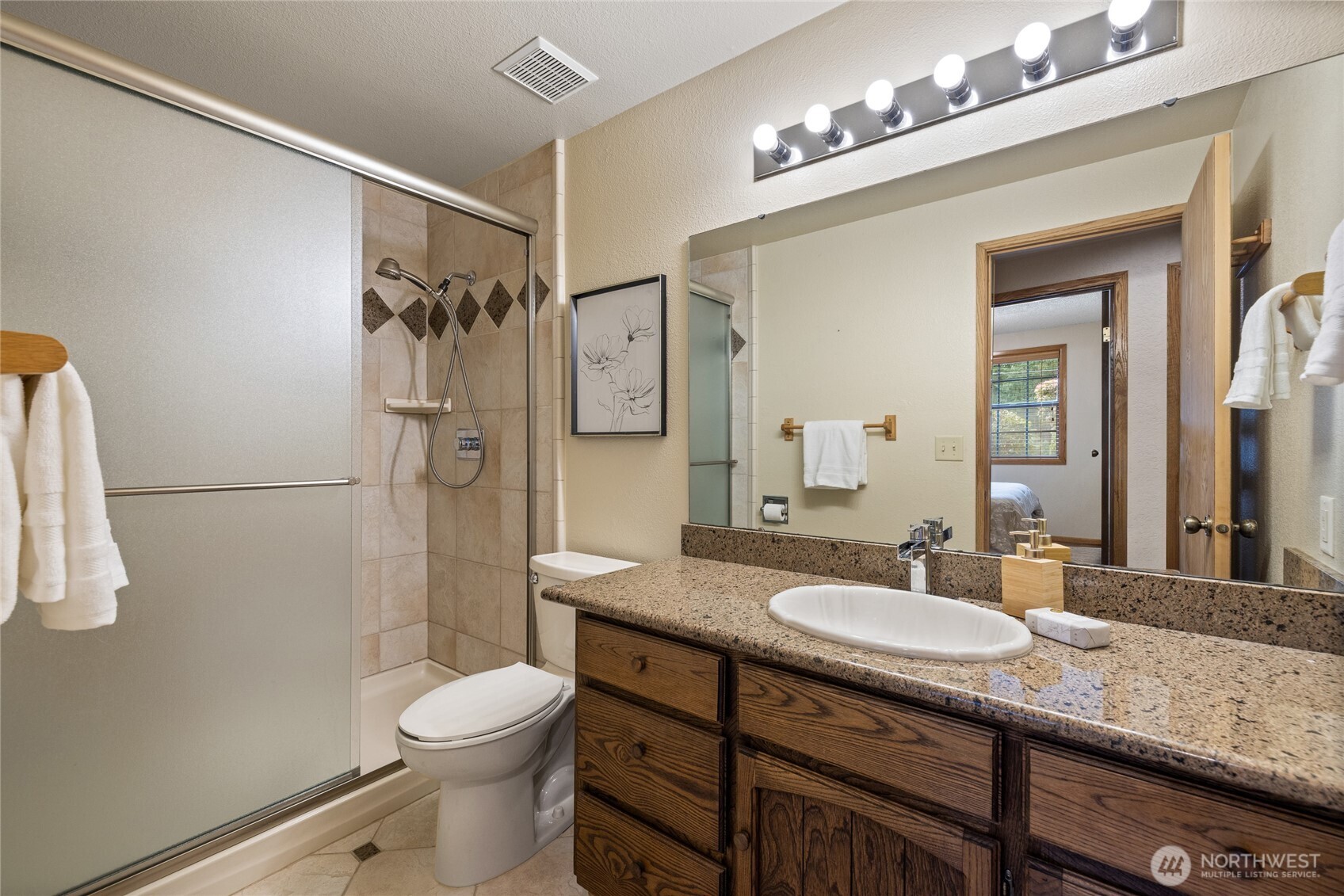 6805 246th Street E, Graham, WA 98338