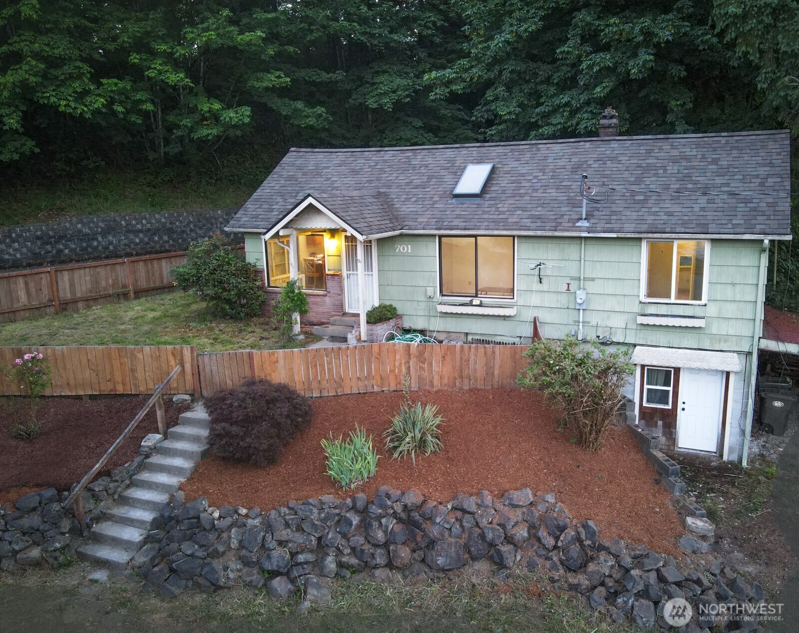 701 NW Dexter Avenue , Winlock, WA 98596