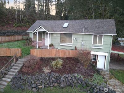 701 NW Dexter Avenue , Winlock, WA 98596 - Photo 3