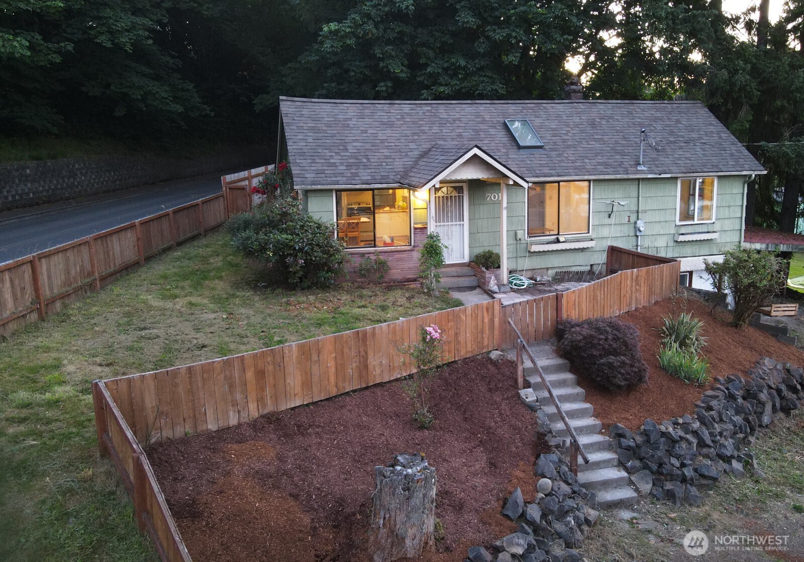 701 NW Dexter Avenue , Winlock, WA 98596