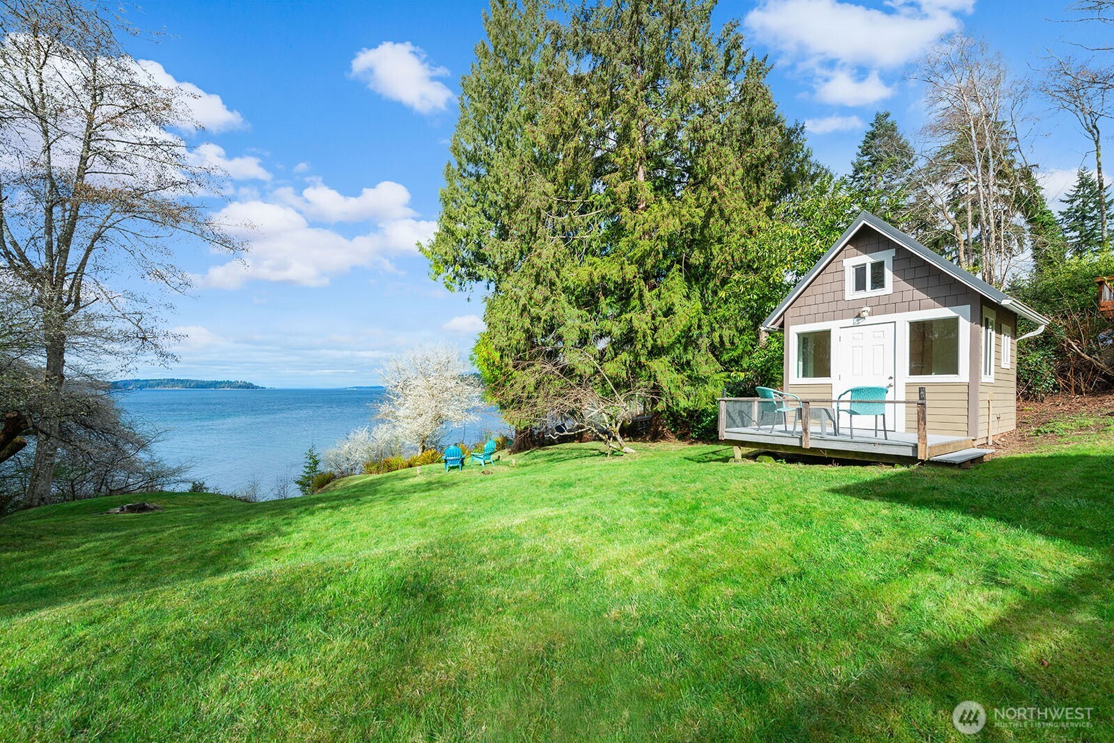 14274 Olympic Drive SW, Vashon, WA 98070