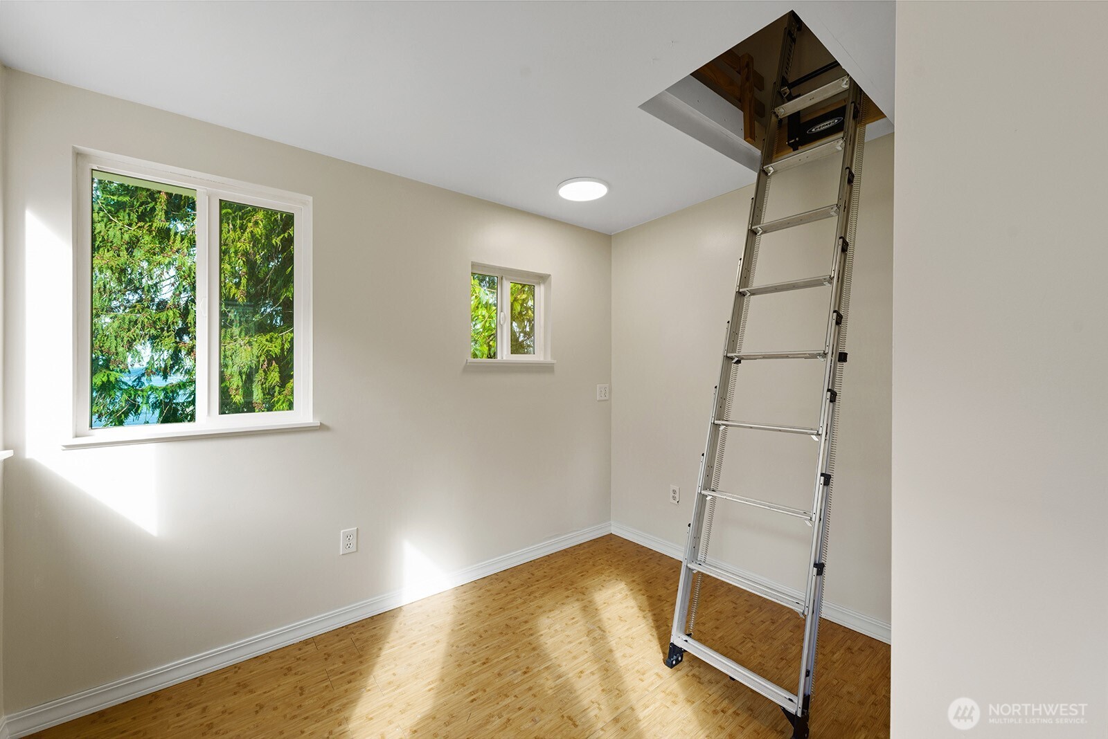 14274 Olympic Drive SW, Vashon, WA 98070