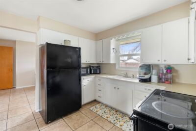 213 N Rock Street , Centralia, WA 98531 - Photo 9