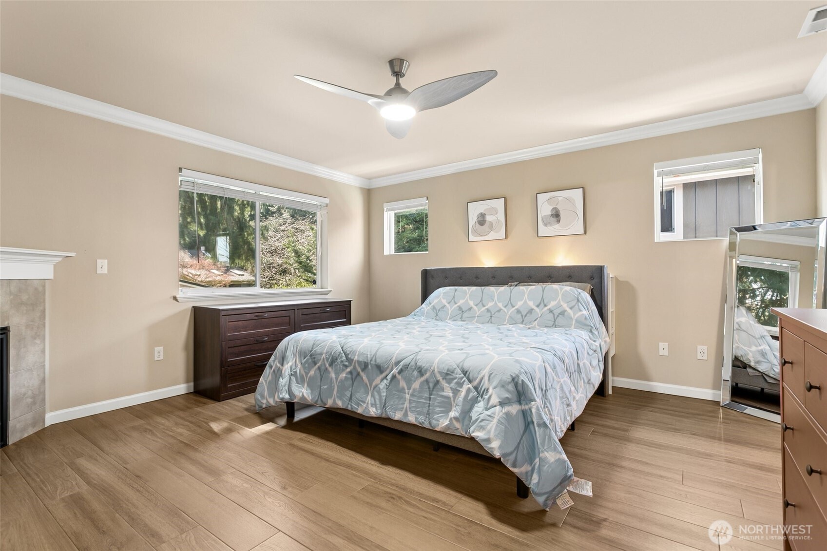 3945 19th Avenue NE, Olympia, WA 98506