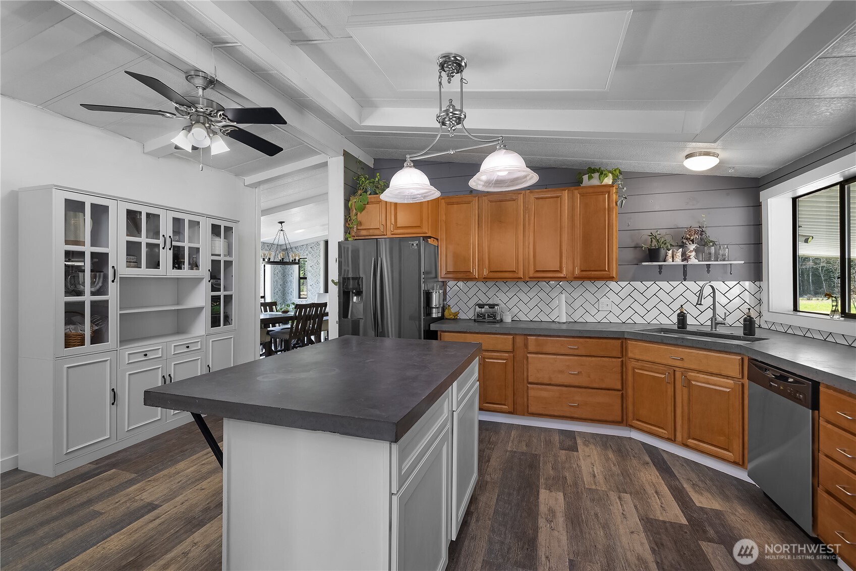 12515 Waddell Creek Road SW, Olympia, WA 98512