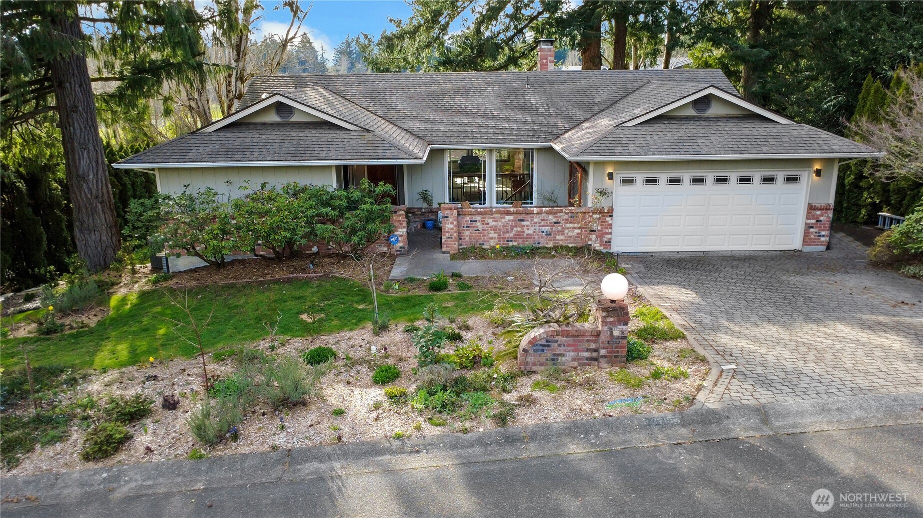 3715 Goldcrest Heights NW, Olympia, WA 98502