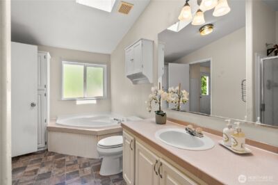 1870 NW Vaa Road , Poulsbo, WA 98370 - Photo 17