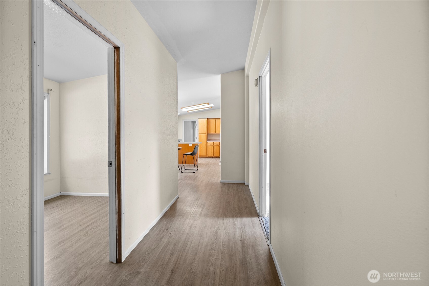 1870 NW Vaa Road , Poulsbo, WA 98370