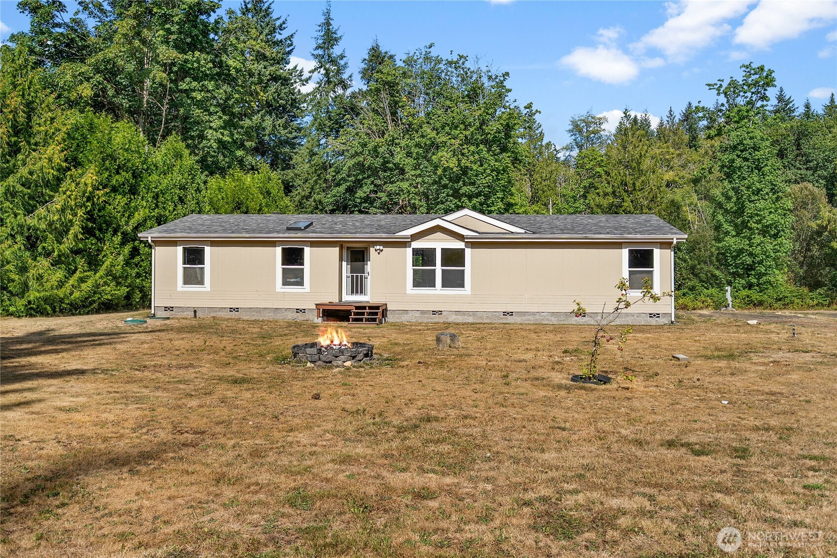 1870 NW Vaa Road , Poulsbo, WA 98370