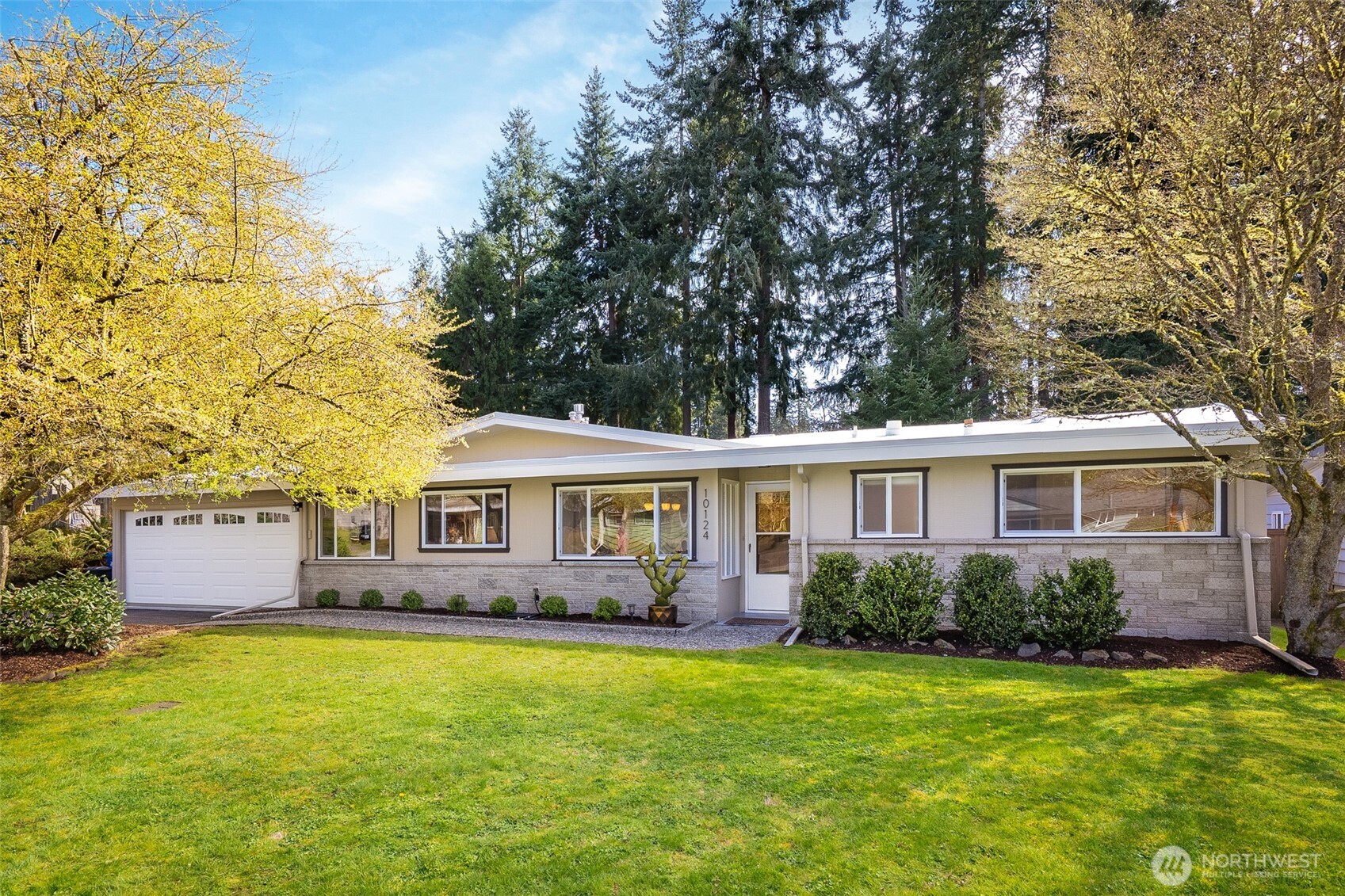 10124 241st Place SW, Edmonds, WA 98020