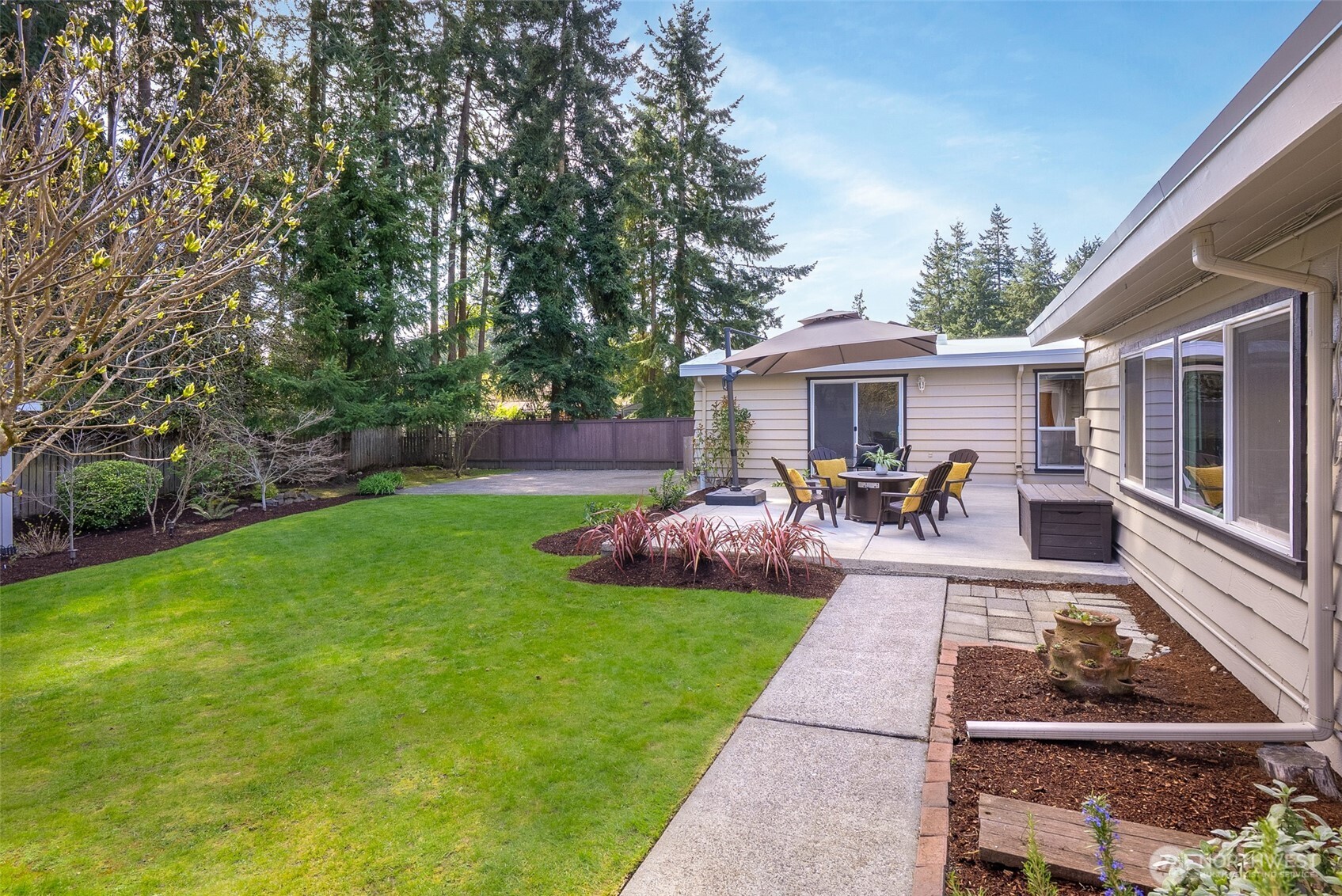 10124 241st Place SW, Edmonds, WA 98020
