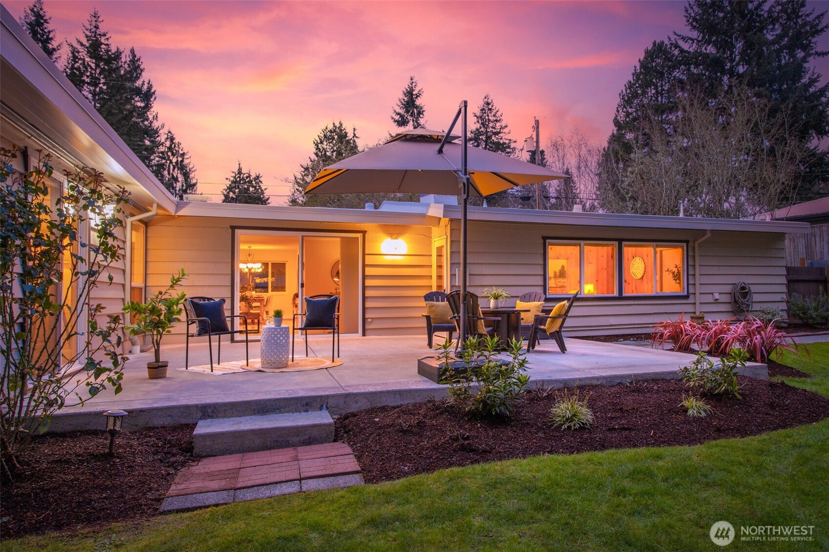 10124 241st Place SW, Edmonds, WA 98020