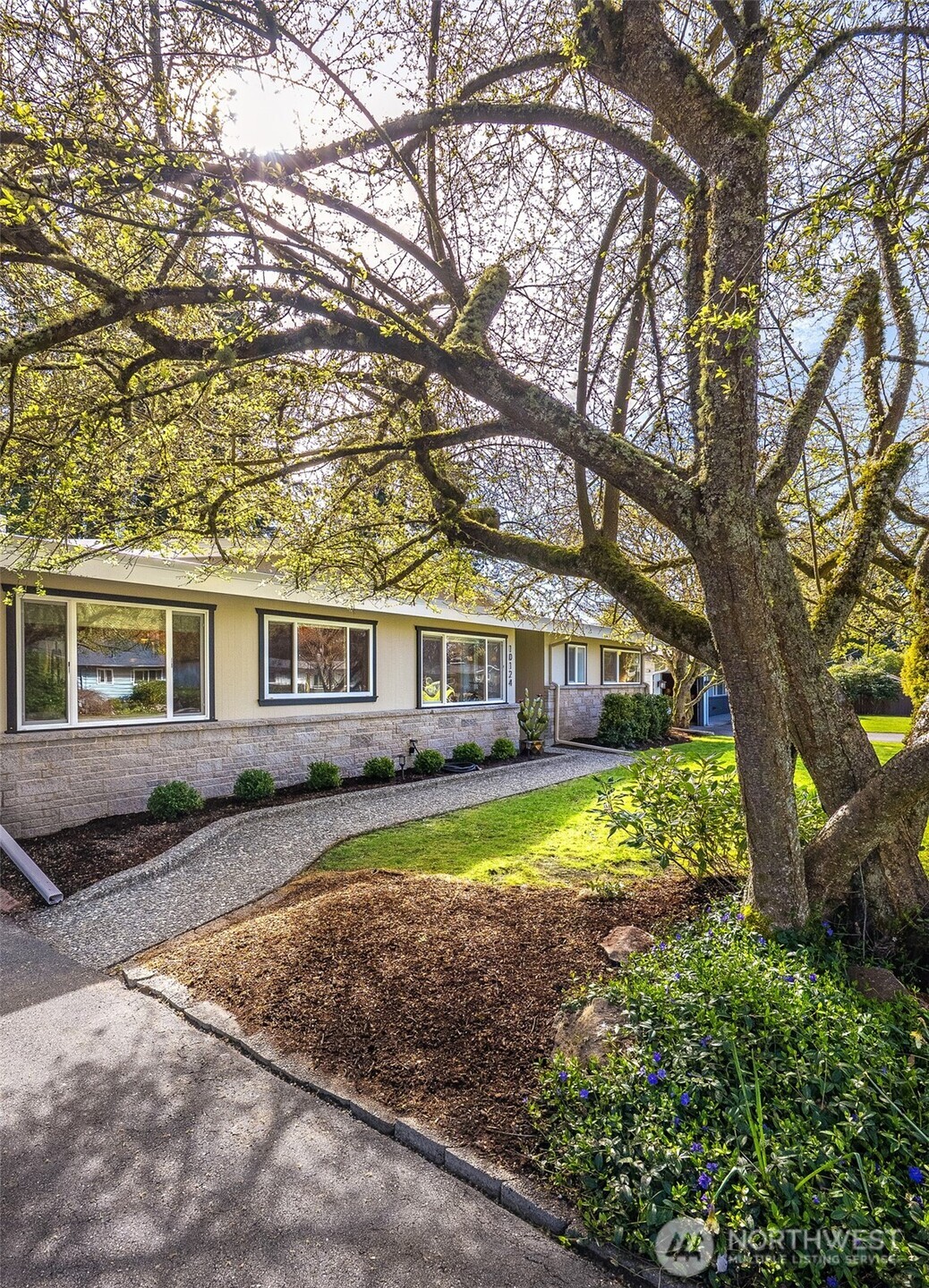 10124 241st Place SW, Edmonds, WA 98020