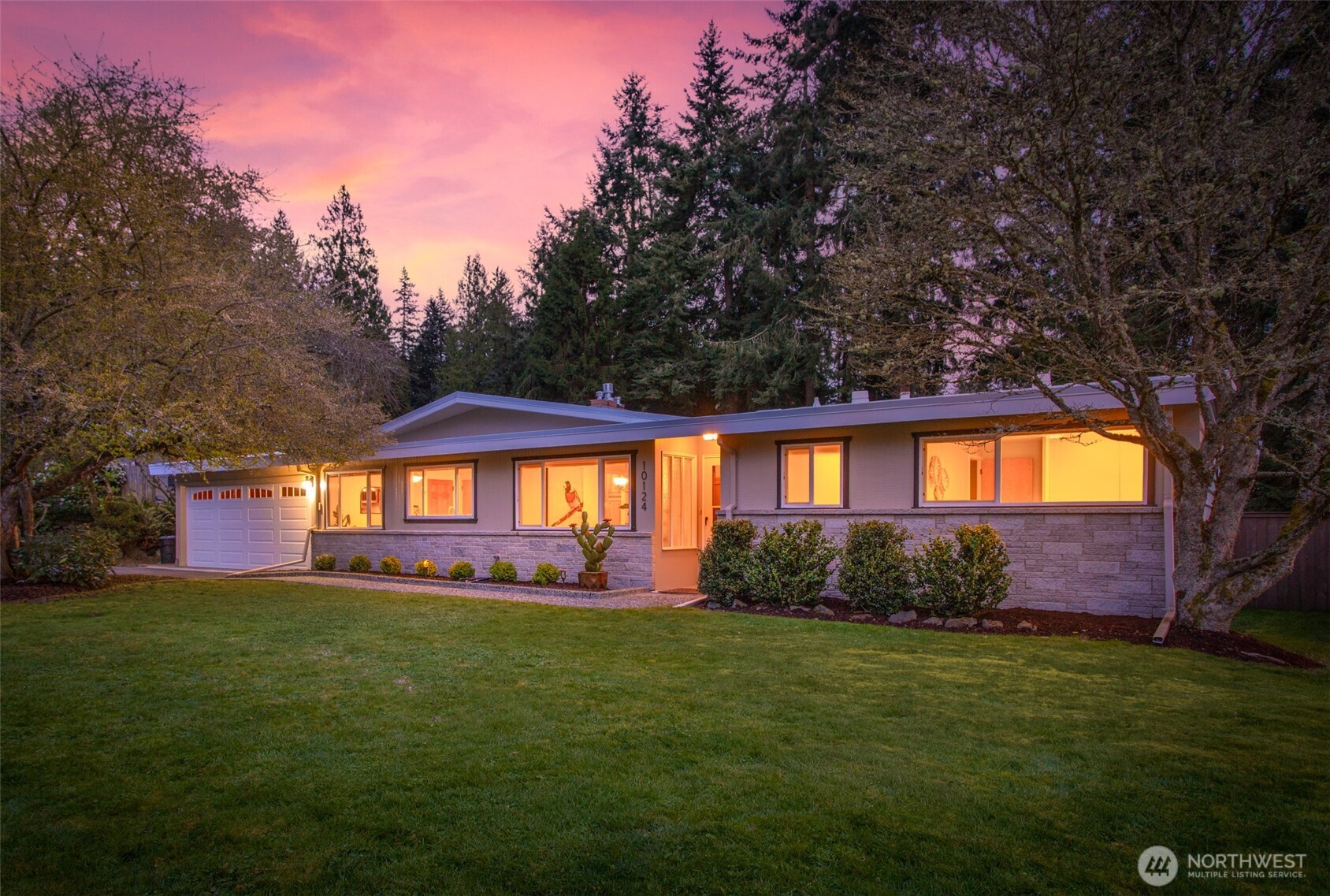 10124 241st Place SW, Edmonds, WA 98020