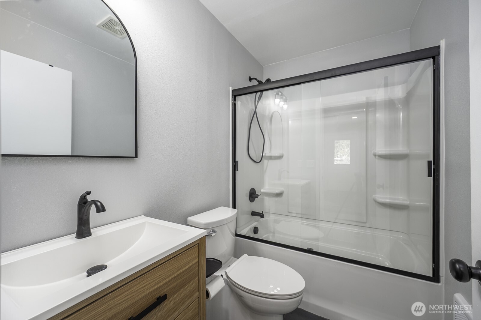 9116 Road P NW, Quincy, WA 98848